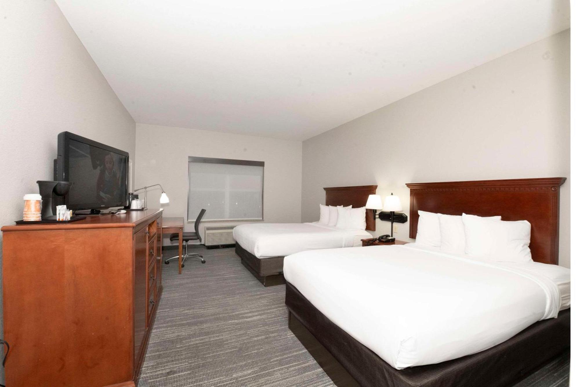 Country Inn & Suites By Radisson, Harrisburg - Hershey West, Pa Екстериор снимка